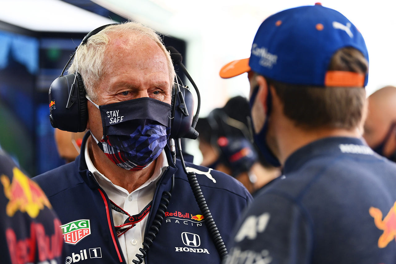 レッドブルF1、メルセデスとのペース差に「憂慮する必要がある」
