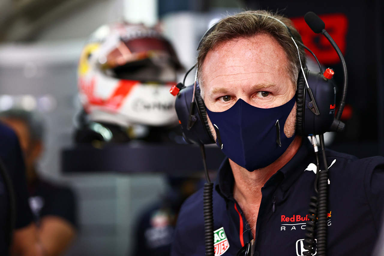 レッドブルF1代表、暴言とタイトル争いのプレッシャーの関連性を否定