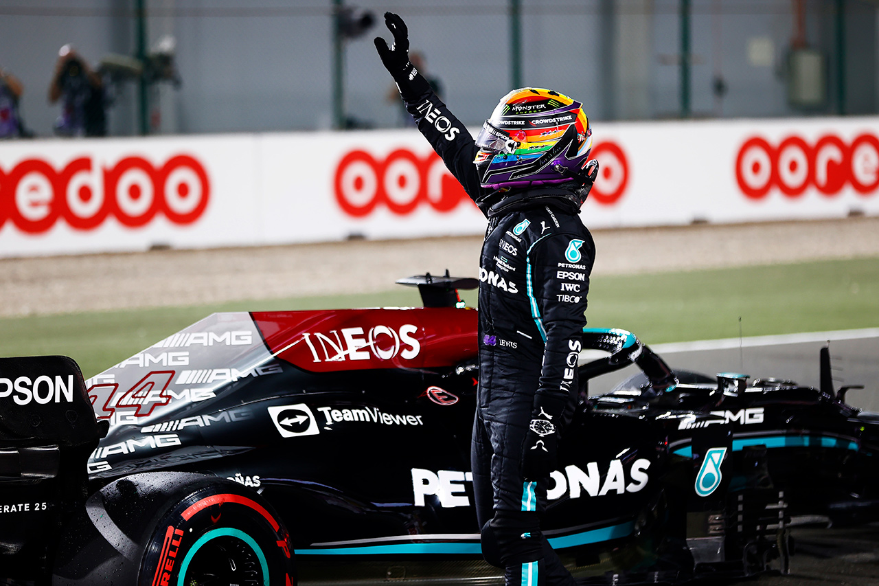 メルセデスF1 「カタールではフェルスタッペンの戦略をコピーした」