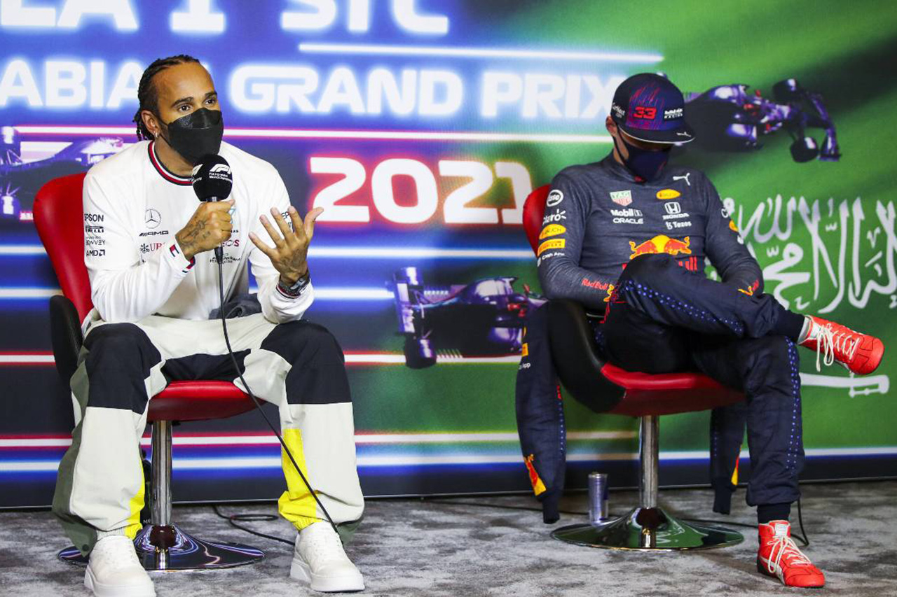 レッドブルF1、ルイス・ハミルトンのダブルイエロー裁定は上訴せず