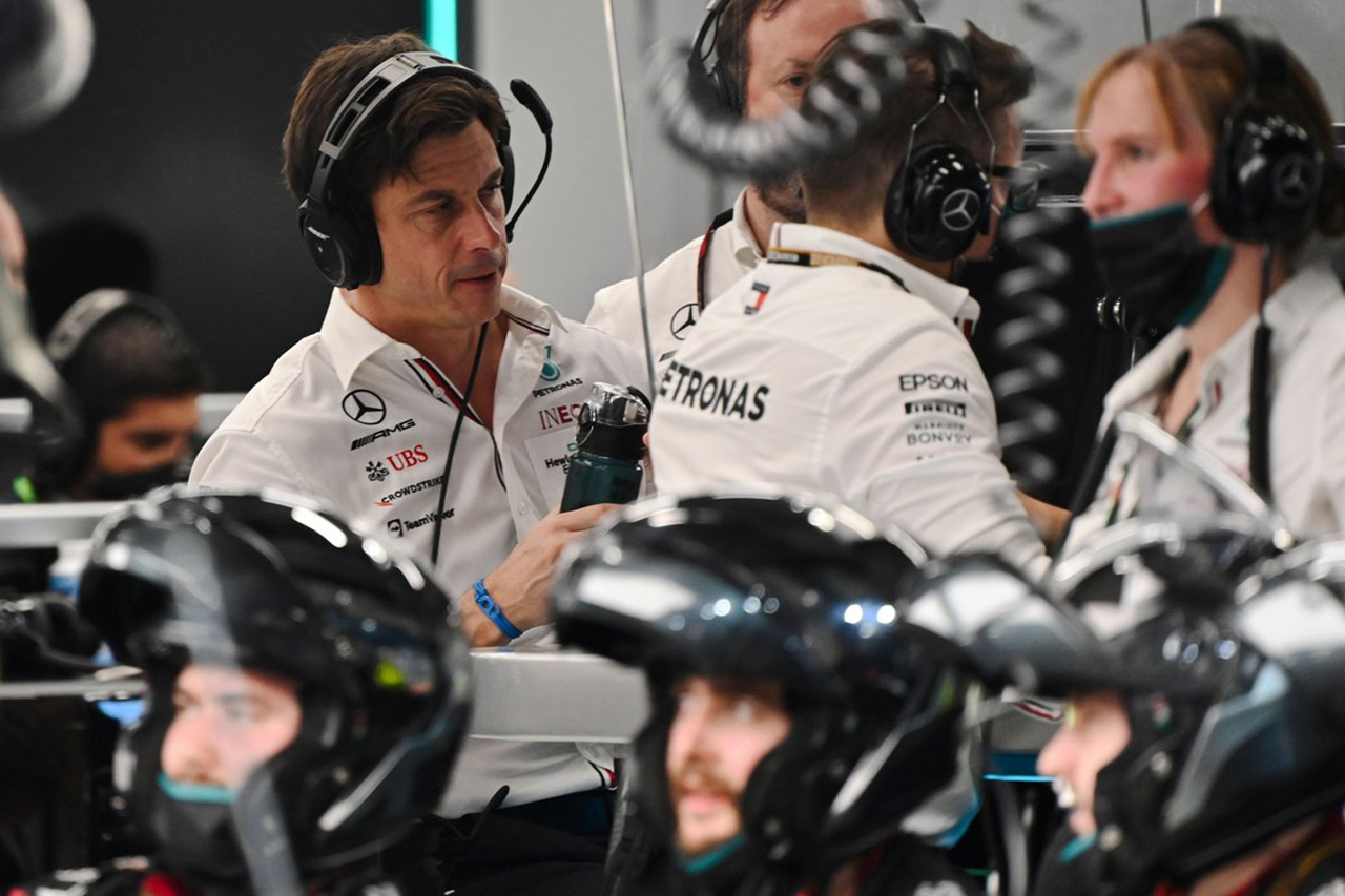 メルセデスF1代表 「速いドライバーを乗せた速いマシンがタイトルを獲るべき」