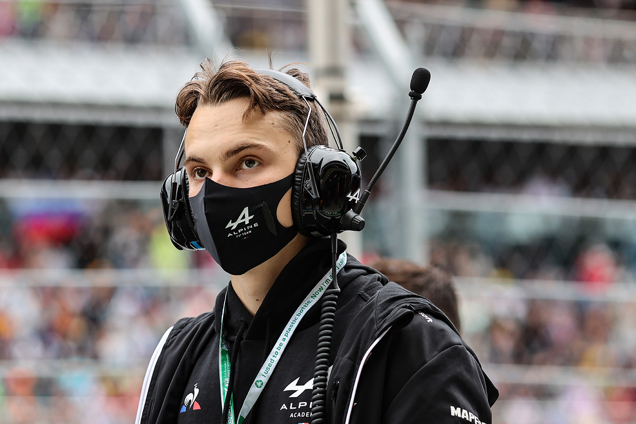 アルピーヌF1、オスカー・ピアストリをヤングドライバーテストに起用