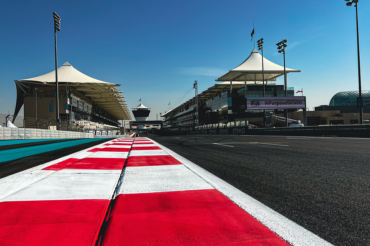 2021年 F1アブダビGP フリー走行1回目：速報ツイート＆Twitch配信