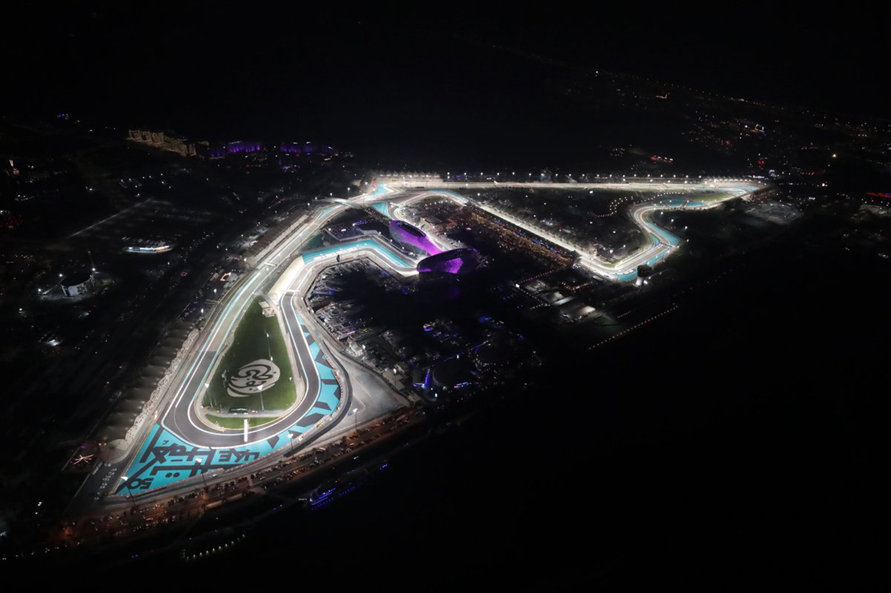 2021年 F1アブダビGP 決勝:速報ツイート&Twitch配信