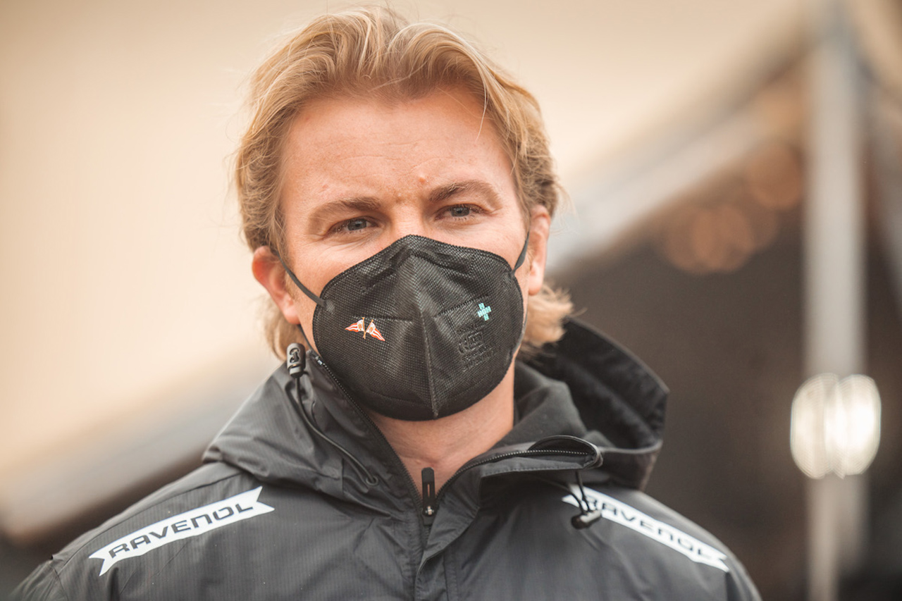 ニコ・ロズベルグ 「F1はホイール・トゥ・ホイールのルールを強化すべき」