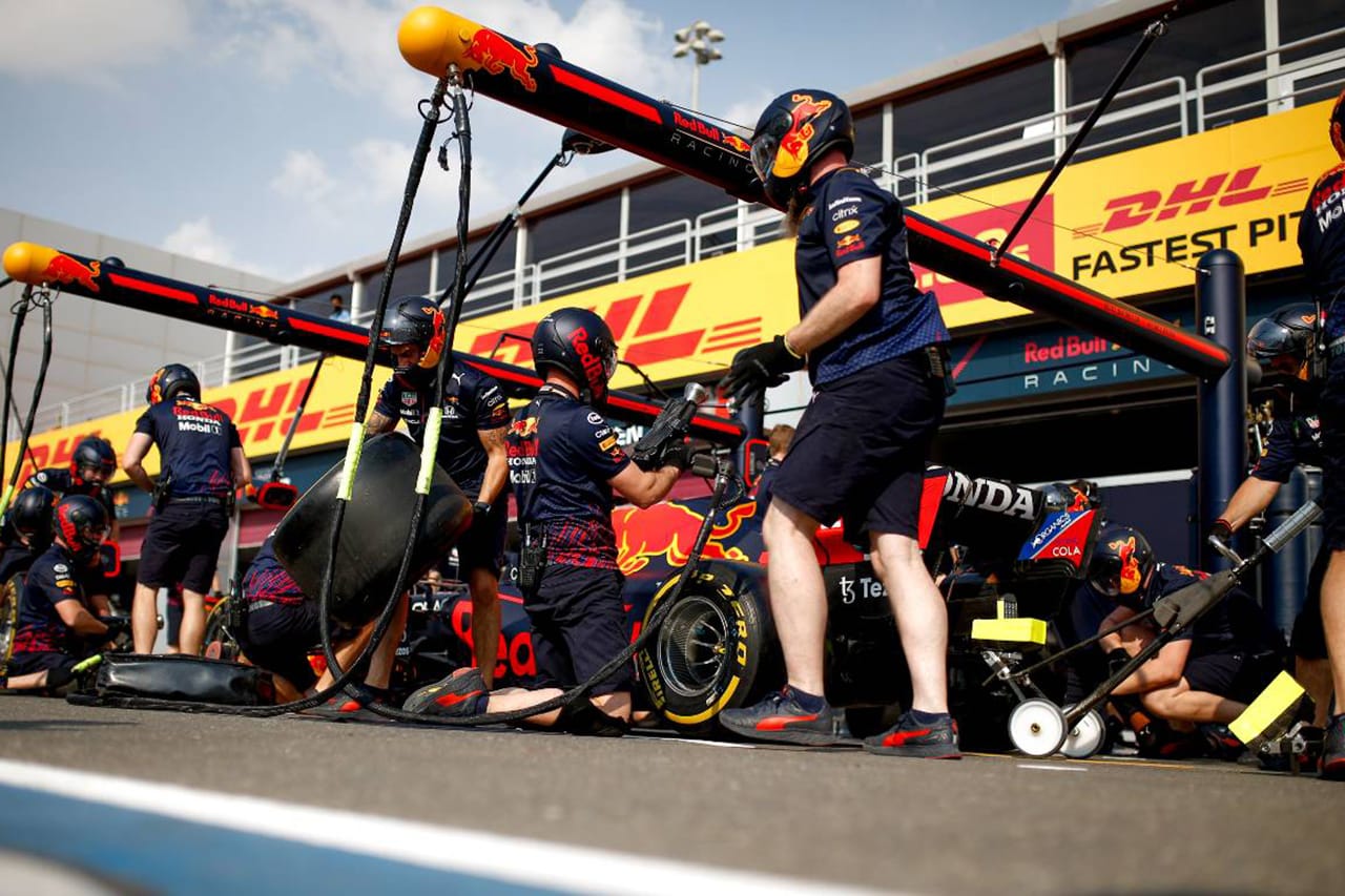 レッドブルF1首脳、お家芸の高速ピットストップは「チームのDNAの一部」