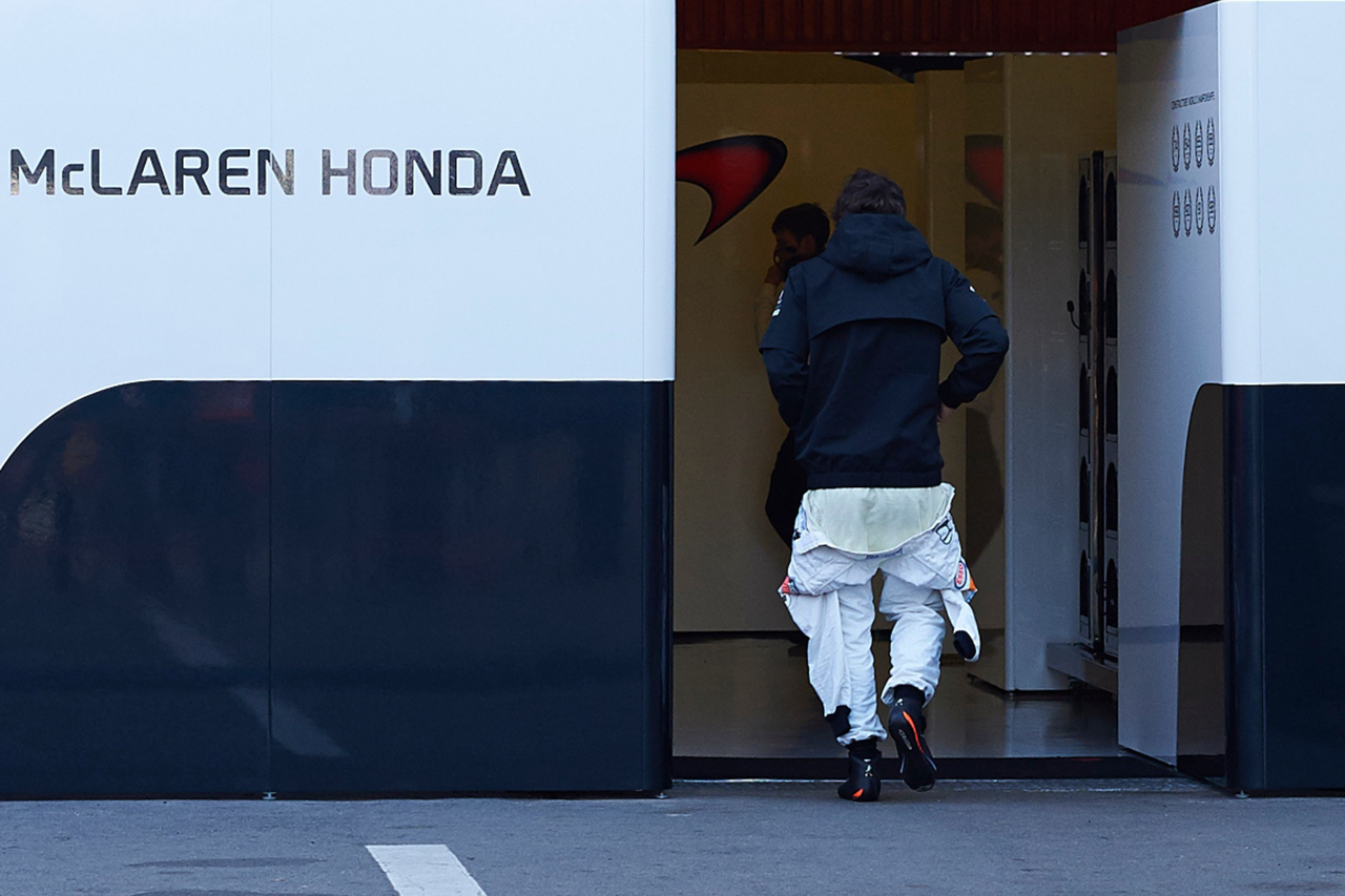 「フェルナンド・アロンソはホンダF1に焦りすぎた」と元F1ドライバー