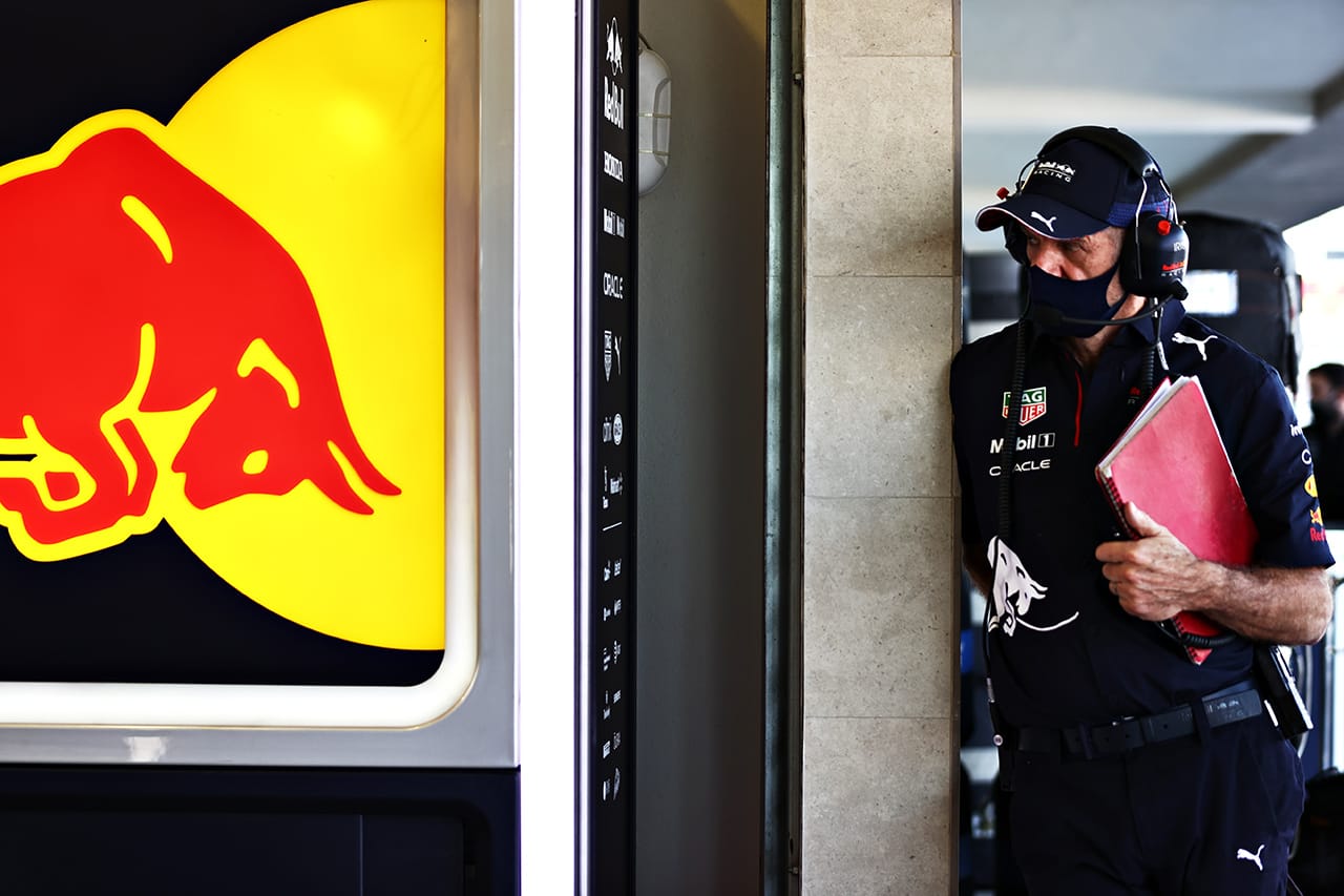 エイドリアン・ニューウェイ 「F1は複数の燃料ソリューションを検討するべき」
