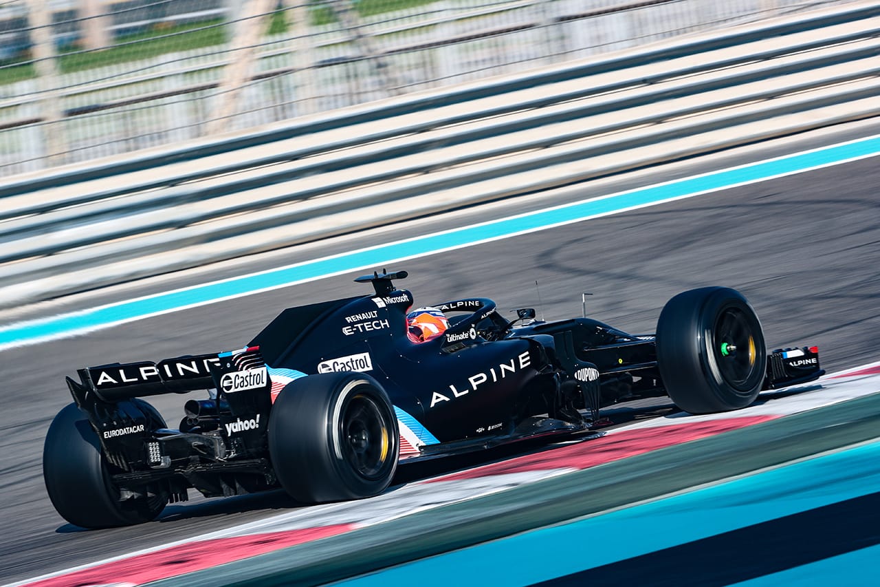 アラン・プロスト 「ルノーの2022年F1エンジンには信頼性の問題がある」
