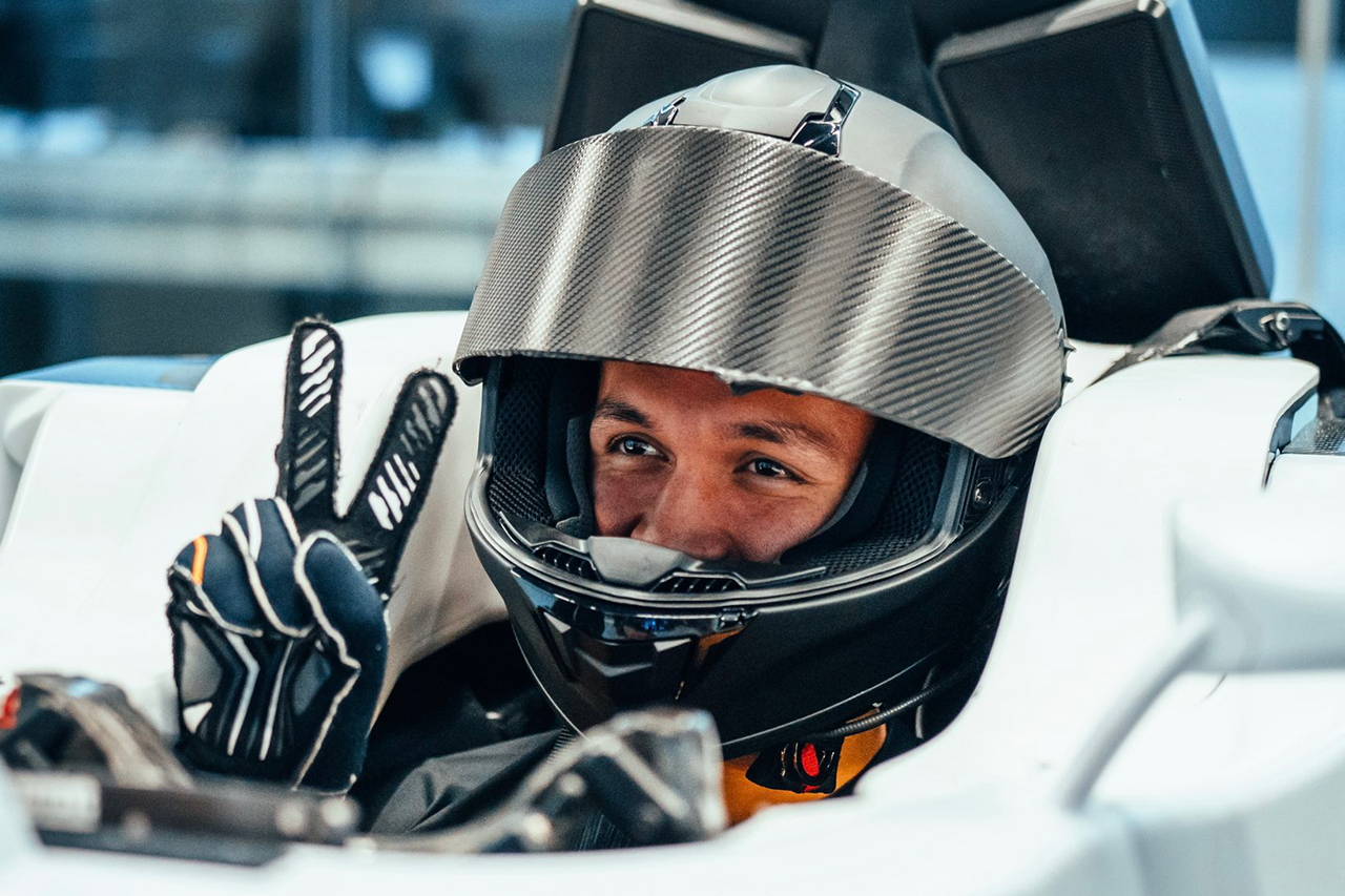 アレクサンダー・アルボン、ウィリアムズF1で2022年の作業を開始