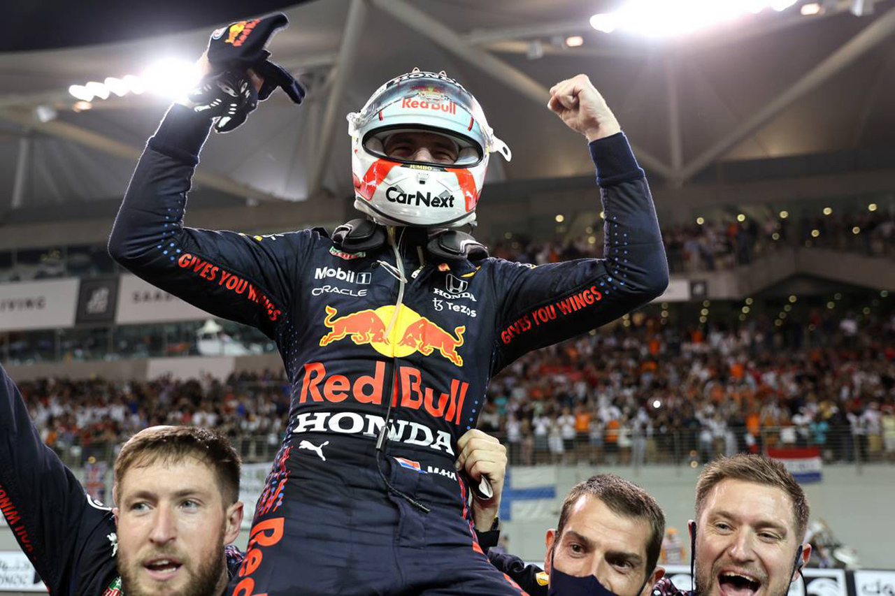 「マックス・フェルスタッペンは王座獲得で一皮むけたはず」と元F1王者