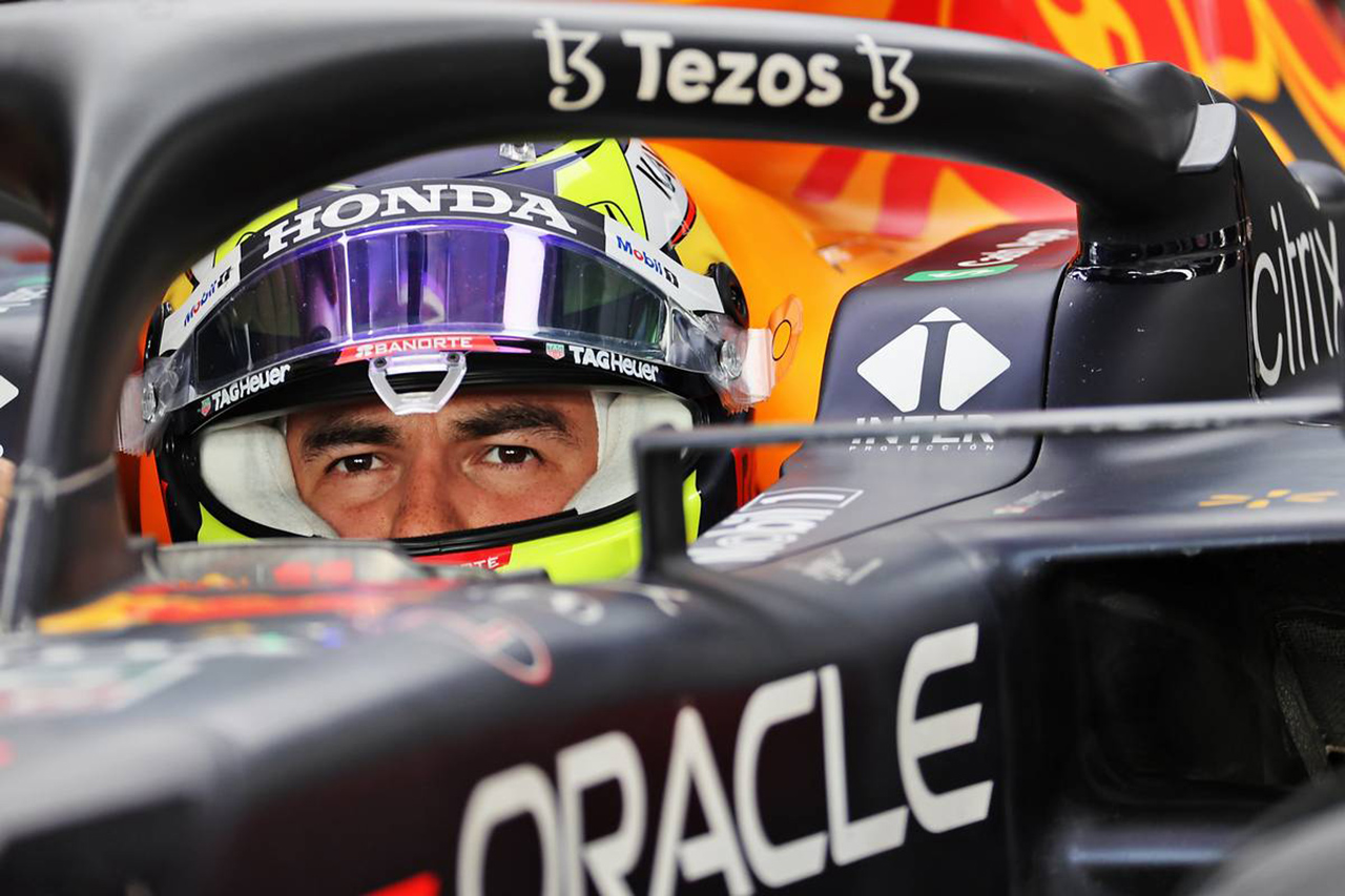 「レッドブルでペレスが活躍できたのは豊富な経験のおかげ」と元F1王者