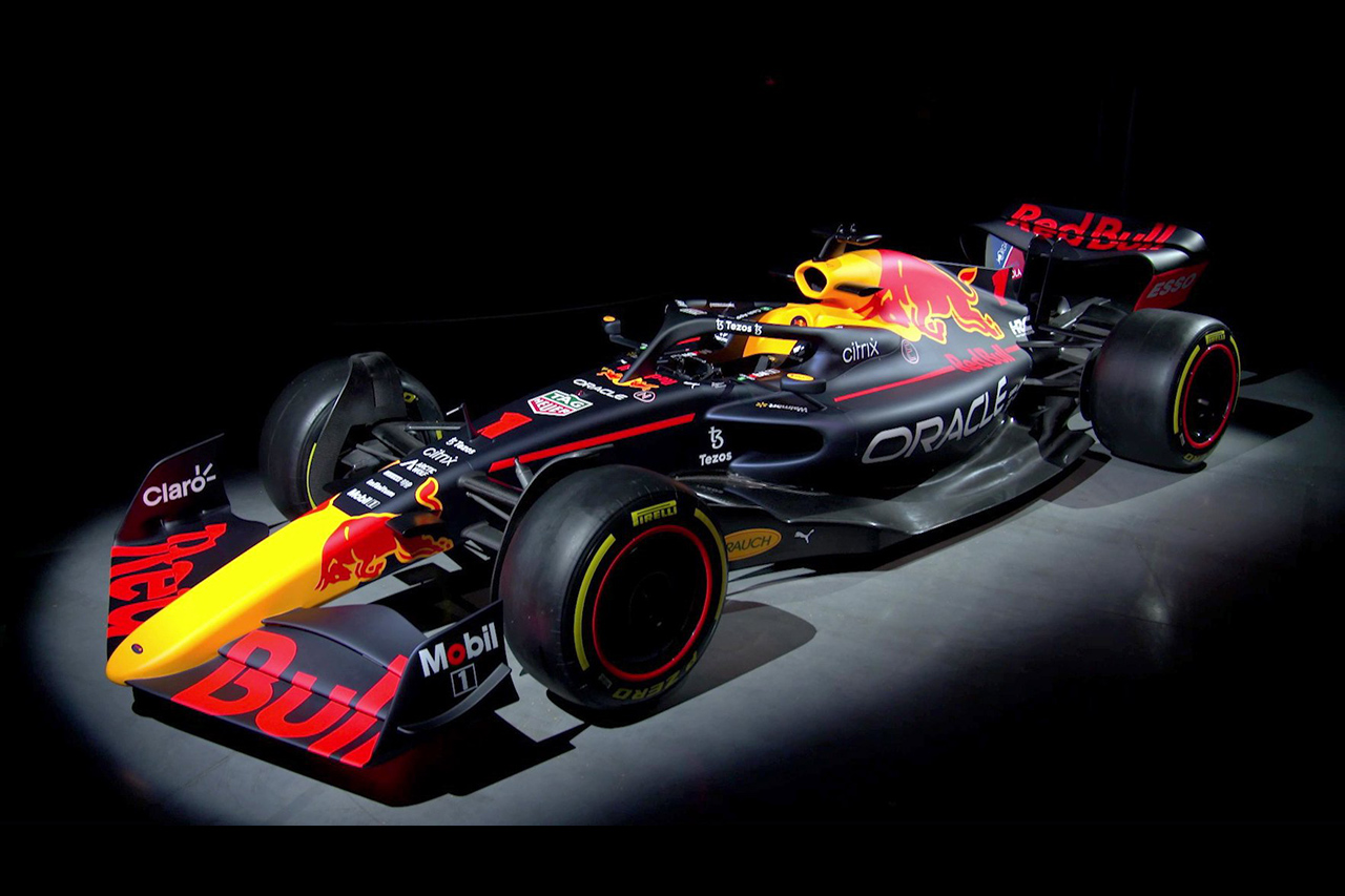 【速報】 レッドブルF1、2022年F1マシン『RB18』を披露