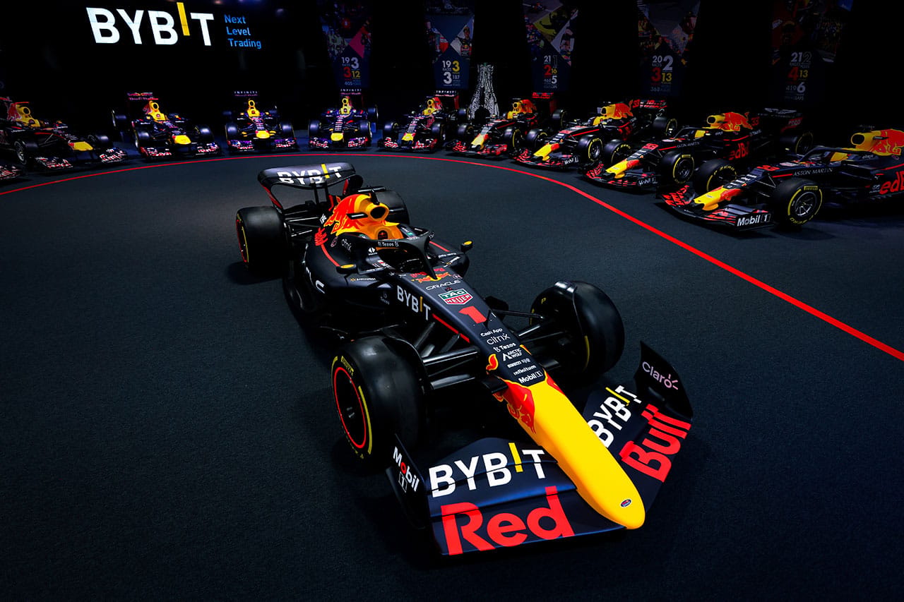 レッドブルF1、暗号資産取引所Bybitと年間5000万ドルのスポンサー契約