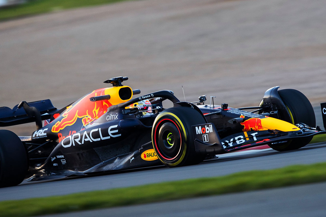 マクラーレンのザク・ブラウン、大口スポンサーを獲得したレッドブルF1を称賛