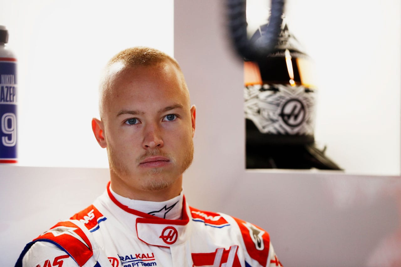 ハースF1、ニキータ・マゼピン解雇の可能性を認める