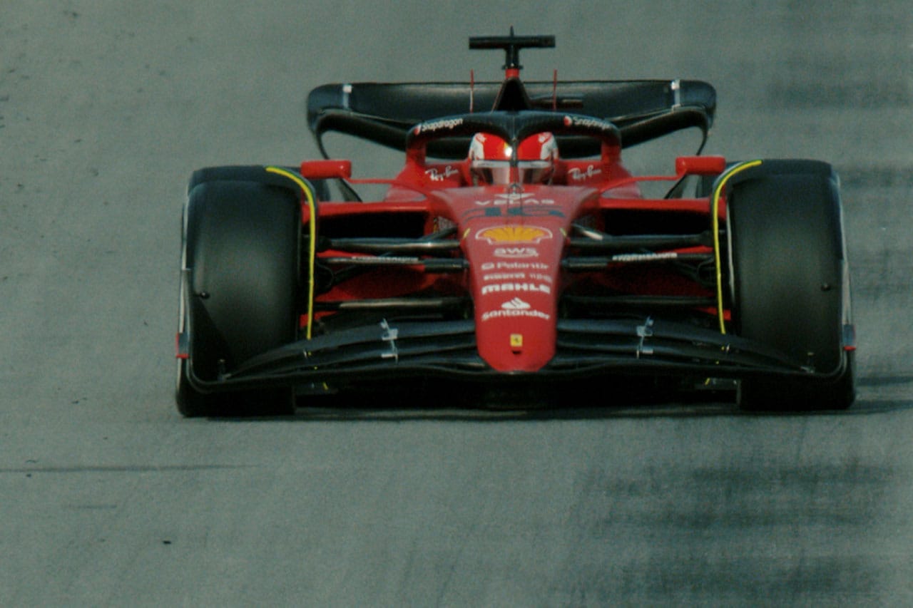 F1技術解説:グラウンドエフェクトカー特有のポーポイズ現象とは?