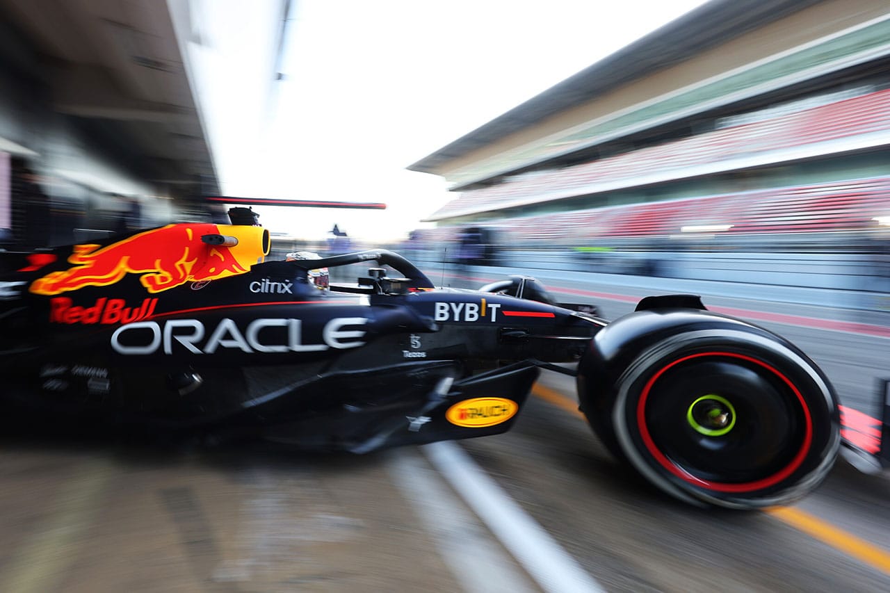 レッドブルF1首脳 「RB18はフロントランナーの一角」