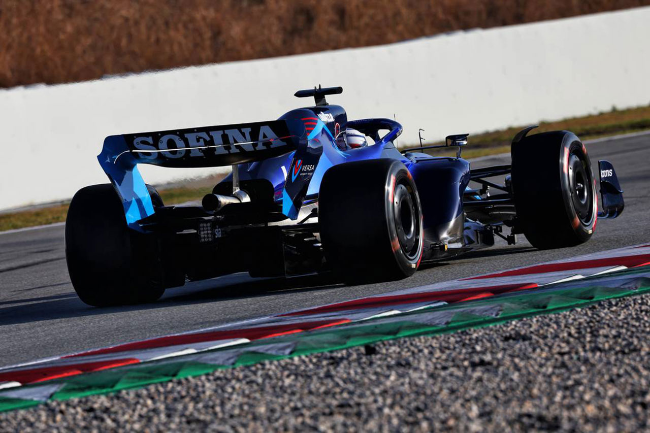 元F1王者デイモン・ヒル 「ウィリアムズ FW44のパッケージングは驚異的」