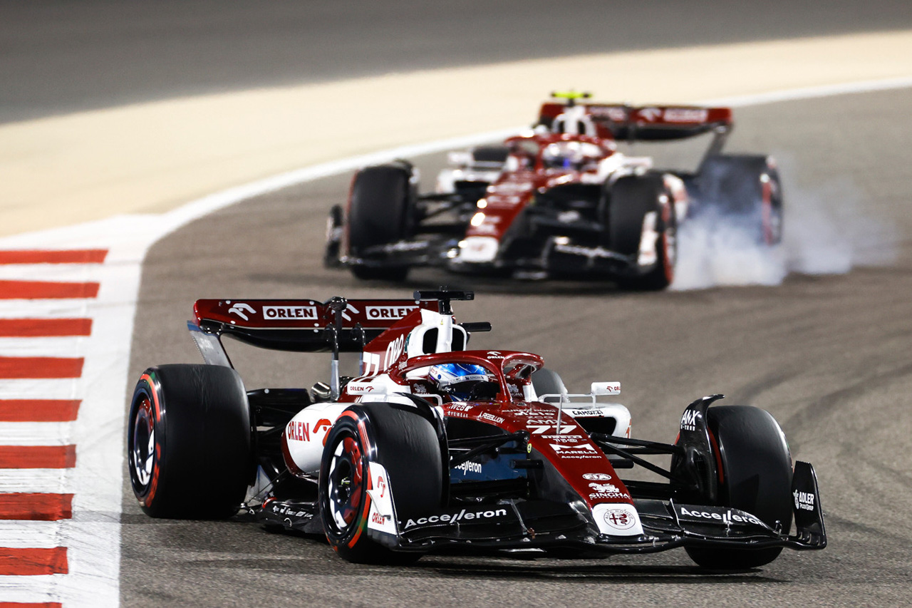 アルファロメオF1代表、躍進は“フェラーリエンジンのおかげ”に不快感