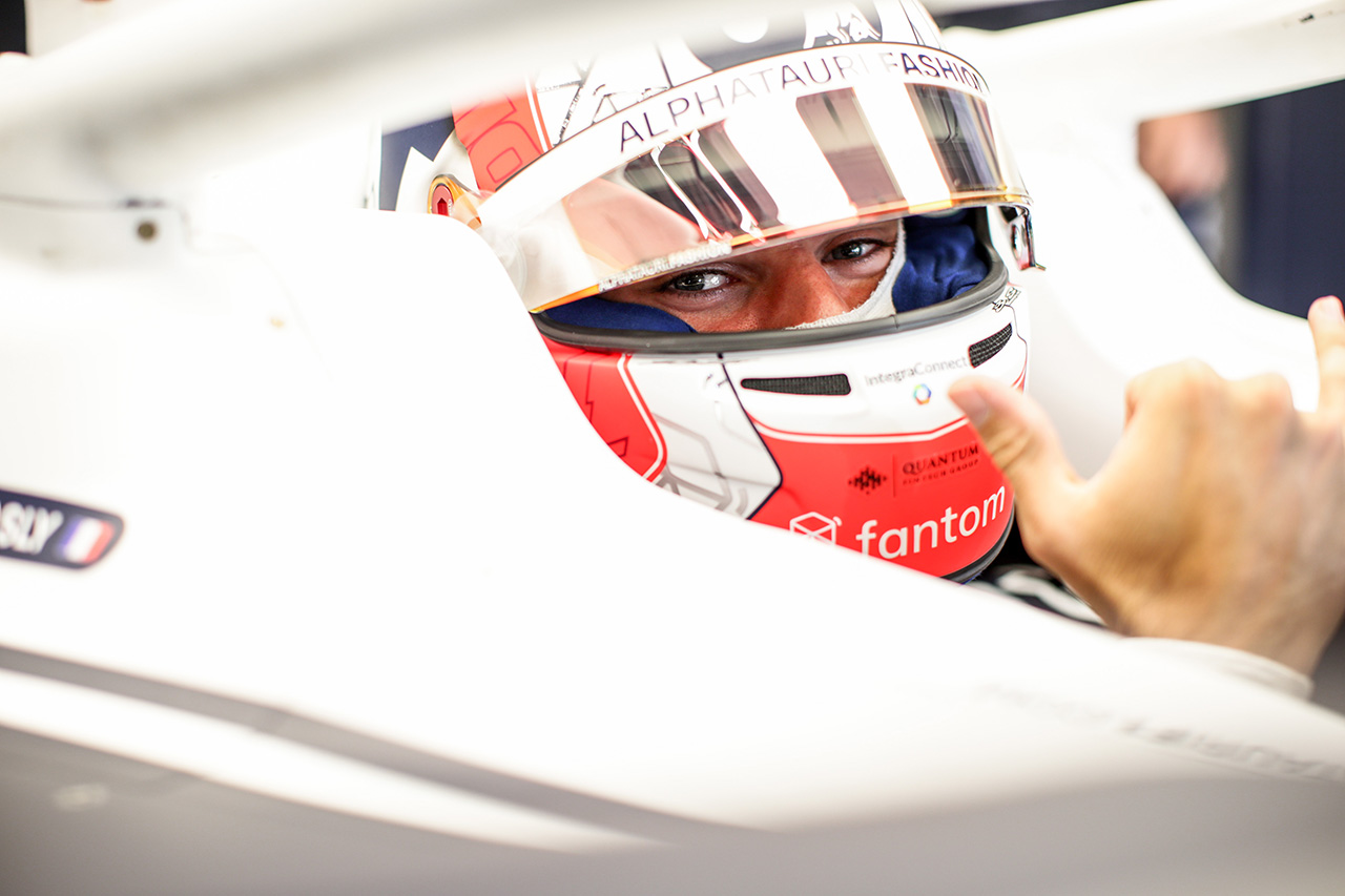 ピエール・ガスリー、12番手に「FP2でフロアにダメージを負っていた」
