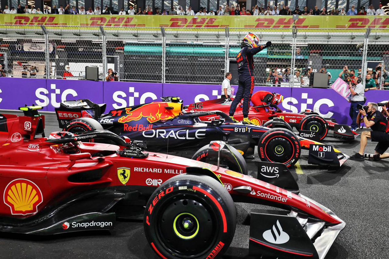 F1サウジアラビアGP 予選 速報:セルジオ・ペレスが初ポールポジション!