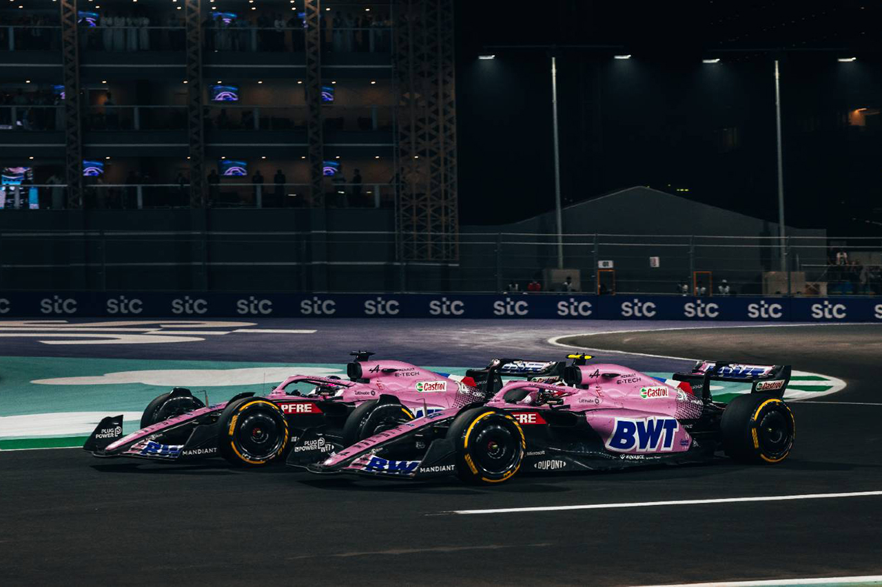 アルピーヌF1代表 「今後もアロンソとオコンには自由にレースをさせる」