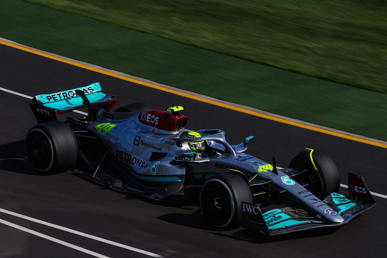 メルセデスF1 「スピードをキャリーできずタイヤに熱が入らない悪循環」
