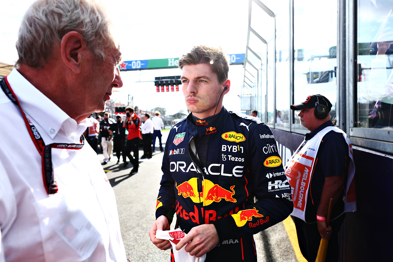 レッドブルF1首脳 「フェルスタッペンはこれ以上DNFが続けば時限爆弾化」