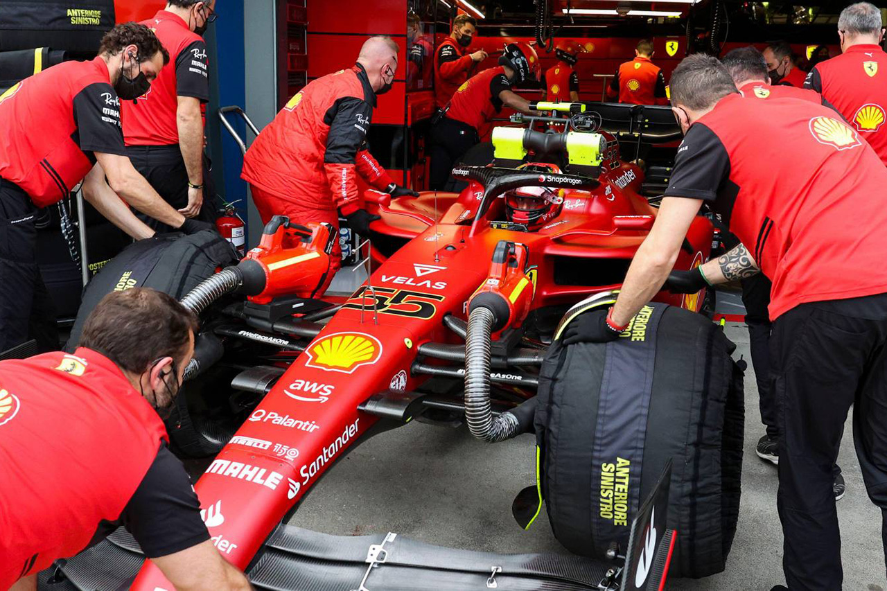フェラーリF1、カルロス・サインツJr.にアップグレード版PUを投入との報道