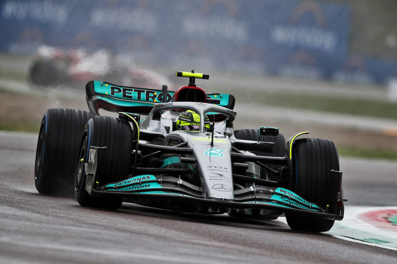 メルセデスF1首脳 「シングルラップのペースではミッドフィールドの車」