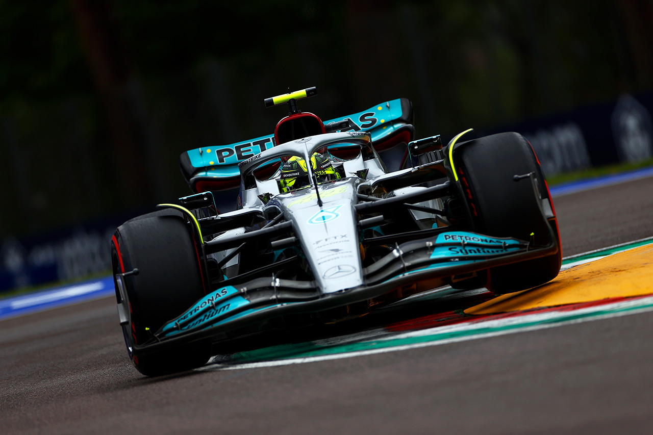 ルイス・ハミルトン 「W13はワーストカーのマクラーレンMP4-24と遠くない」
