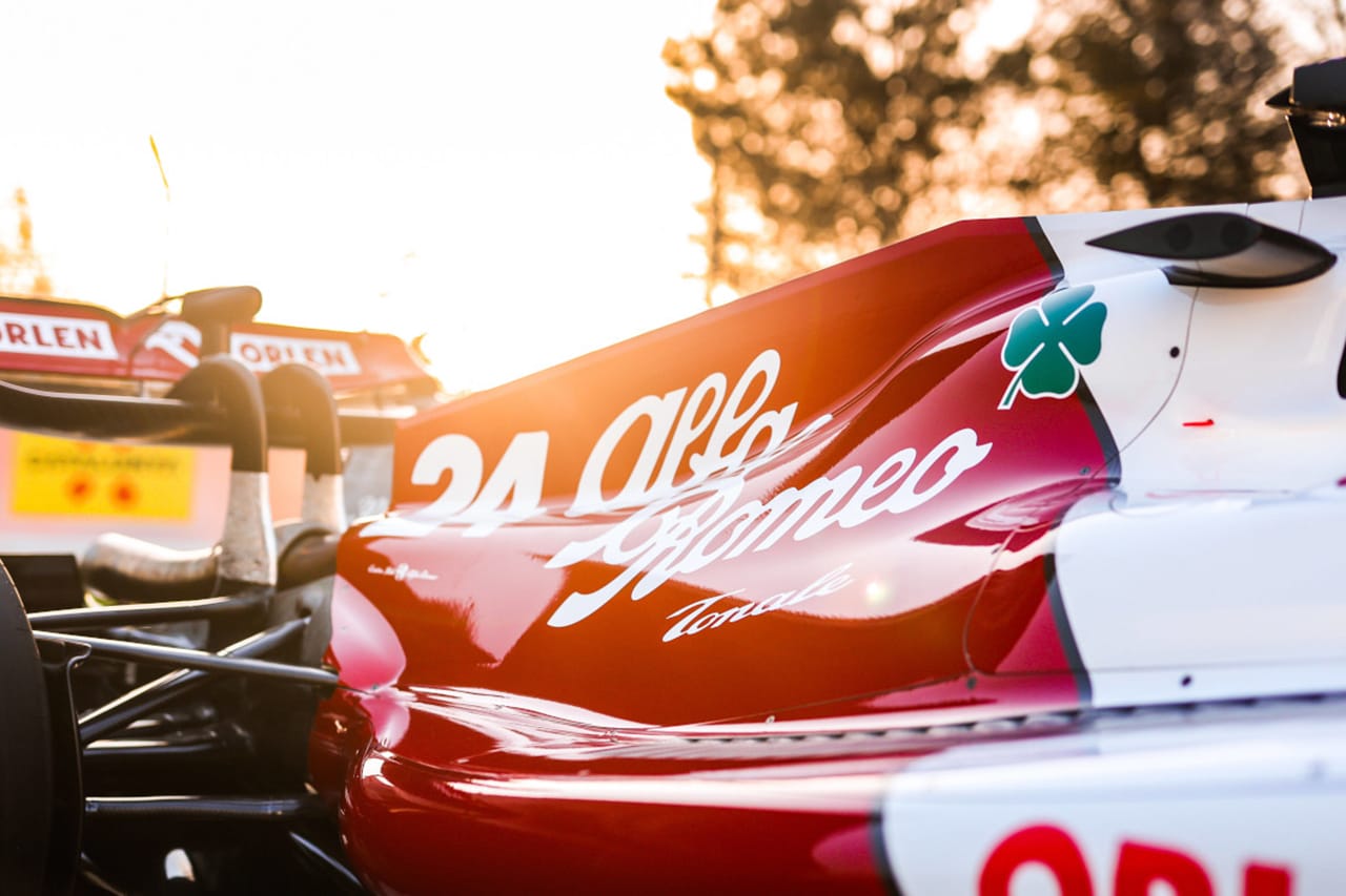 アルファロメオ、ザウバーとのF1パートナーシップの今後を7月に発表