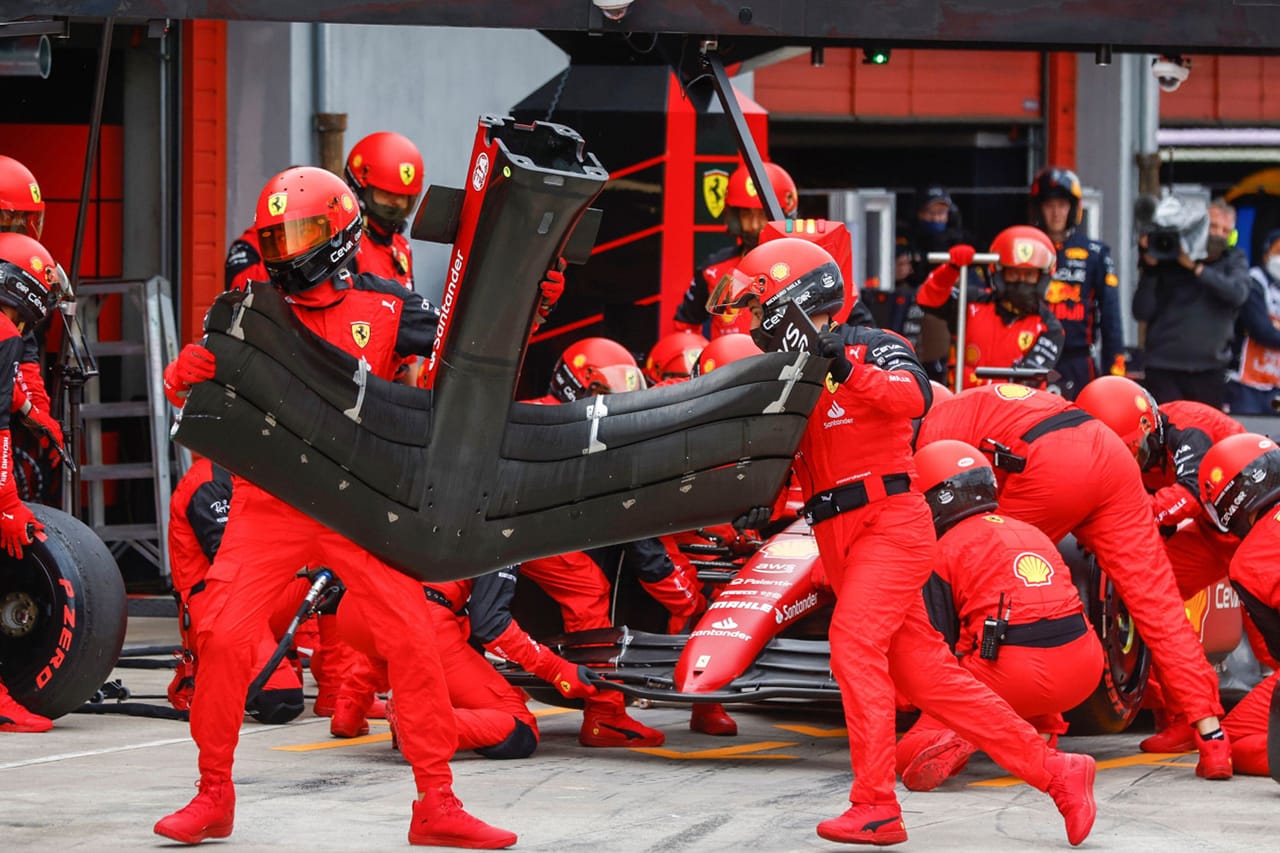 レッドブルF1首脳 「フェラーリはプレッシャーをかければミスを犯す」