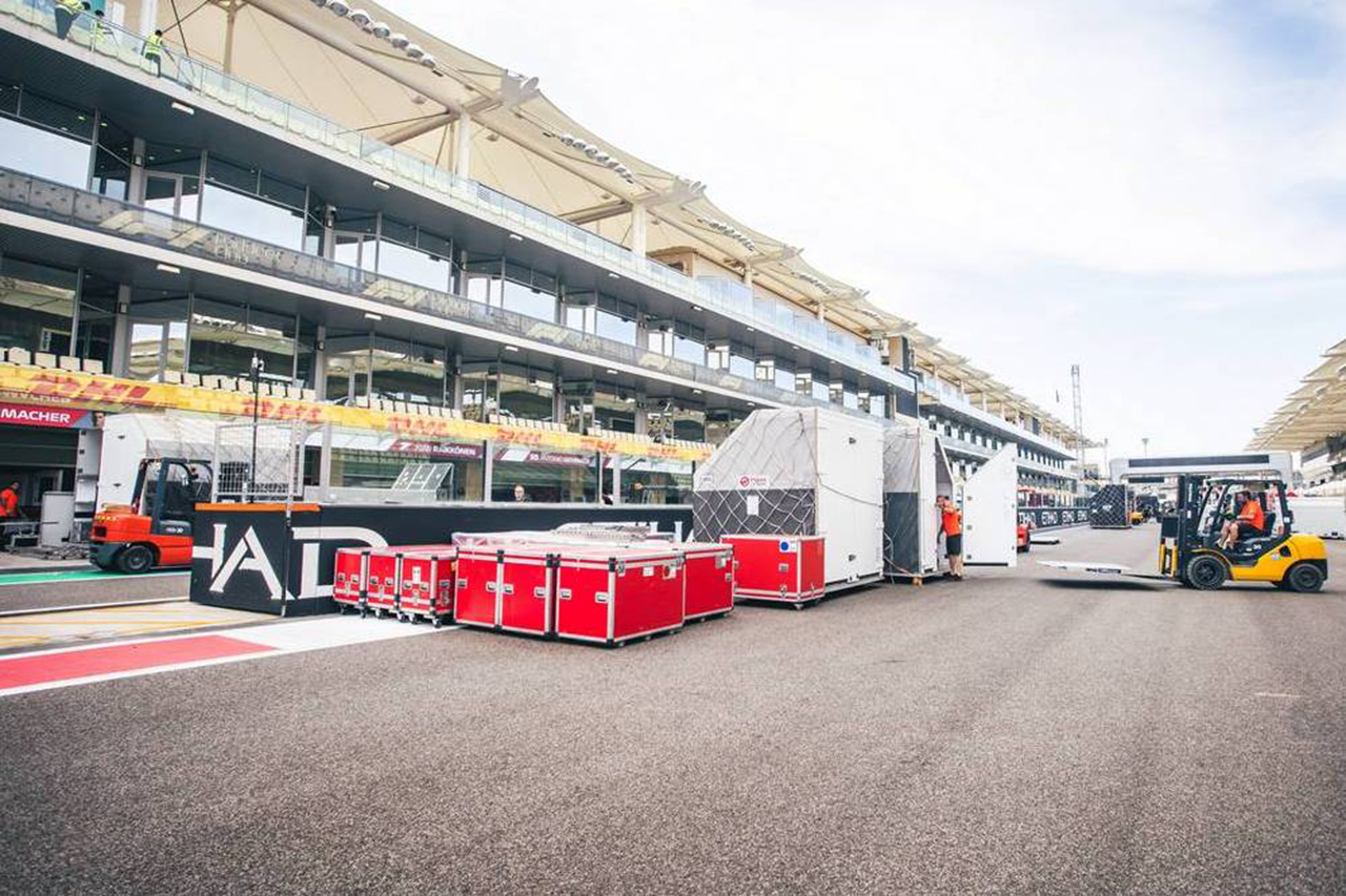 レッドブルF1代表 「貨物輸送と運送費が大混乱をもたらす可能性がある」