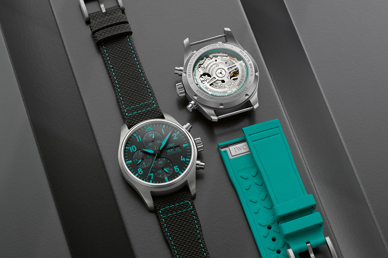 IWC、メルセデスF1チームの公式ウォッチを発表