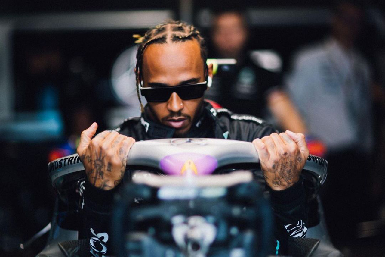 ルイス・ハミルトン、雑音を無視 「メルセデスF1チームは団結したまま」