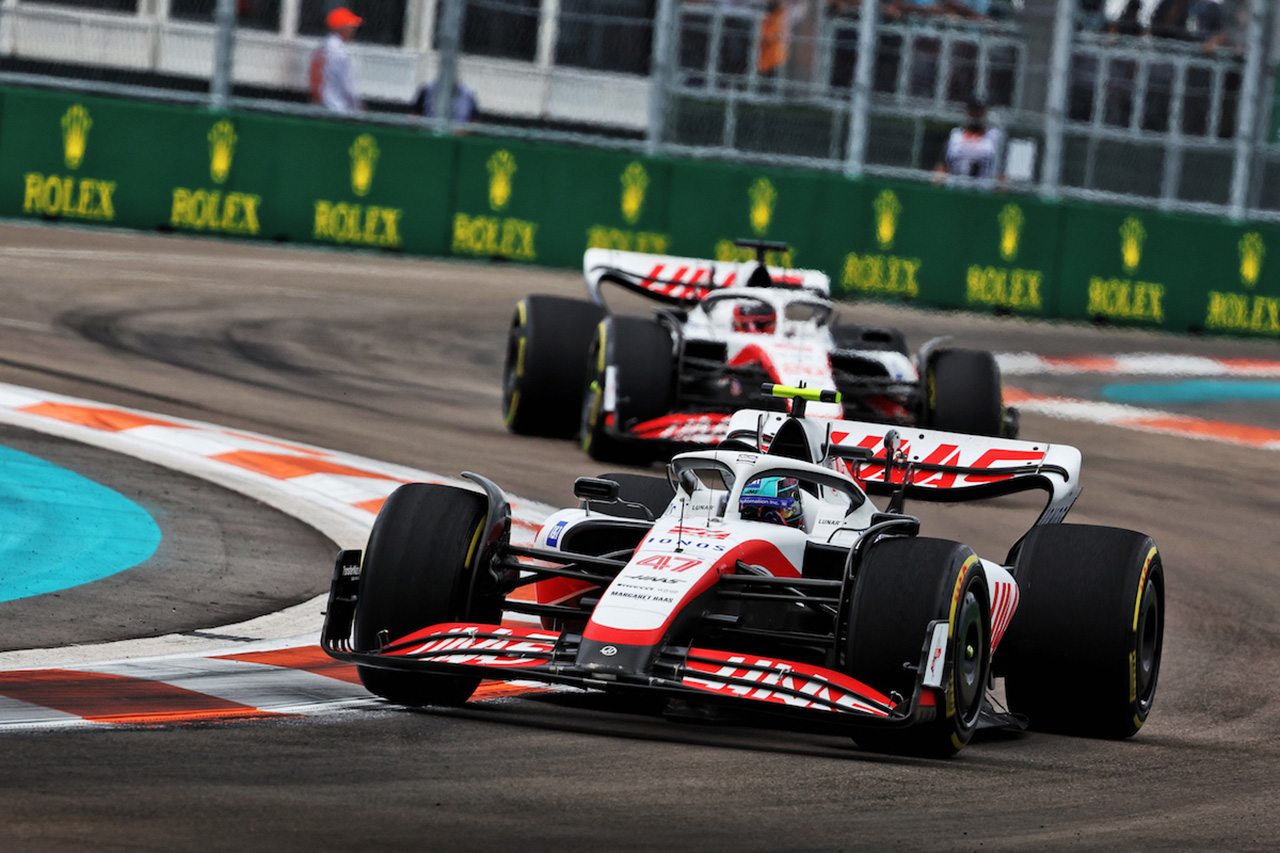 ハースF1チーム、7月までVF-22へのアップデート投入を待機
