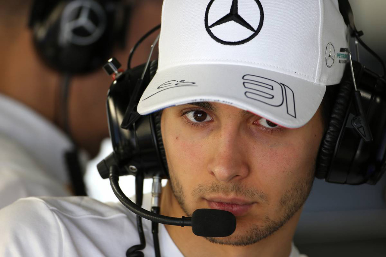 エステバン・オコン、2019年のF1浪人を回顧「メルボルンの駐車場で泣いた」