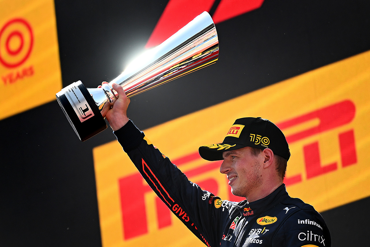 マックス・フェルスタッペン、F1史上最多勝利数でファンジオに並ぶ