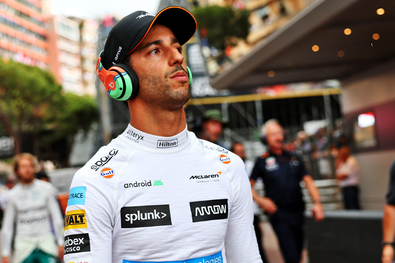 「ダニエル・リカルドのマクラーレンでの時間は終わった」と元F1王者