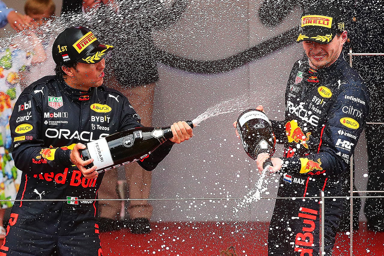レッドブルF1首脳 「モナコのダブル表彰台はフェラーリからのギフト」