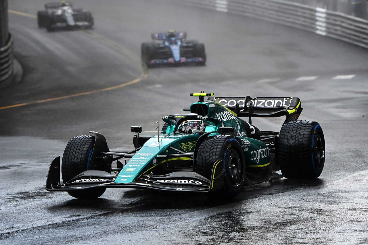 セバスチャン・ベッテル 「ピレリのF1ウェットタイヤは酷い」
