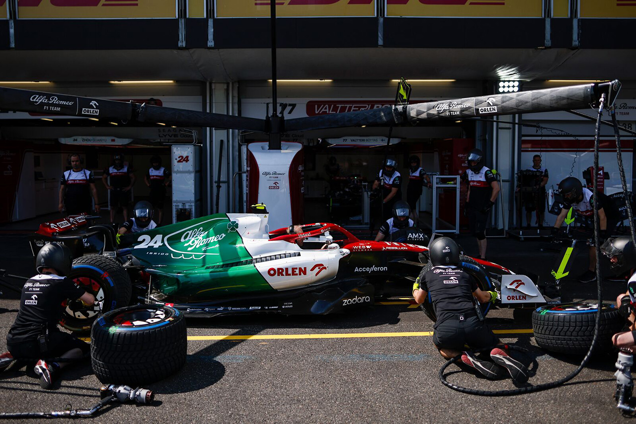 アルファロメオF1、新型トナーレ発売を記念したスペシャルカラーリング