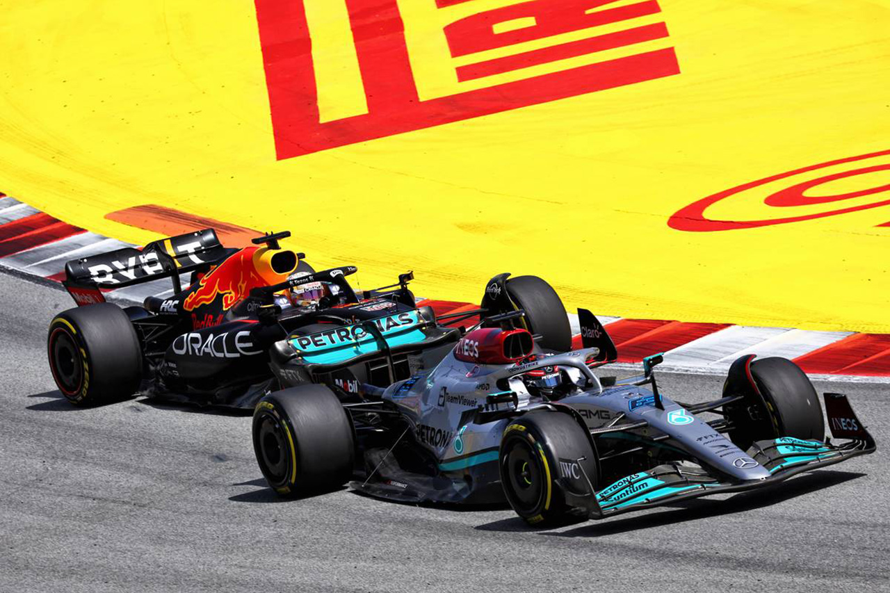 レッドブルF1代表 「シルバーストンでメルセデスF1は無視できない」