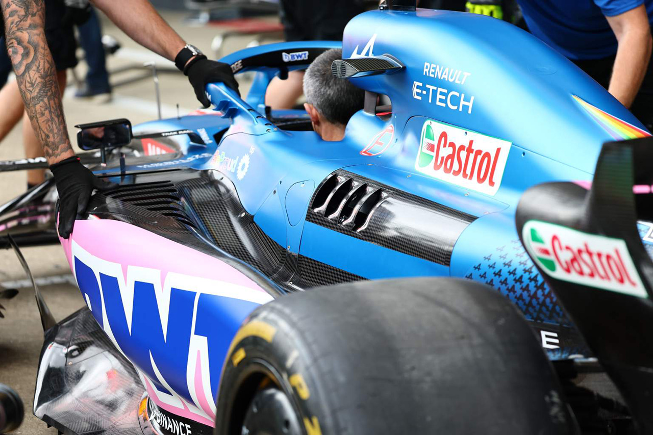 アルピーヌF1チーム、サイドポッドとフロアを大幅にアップデート