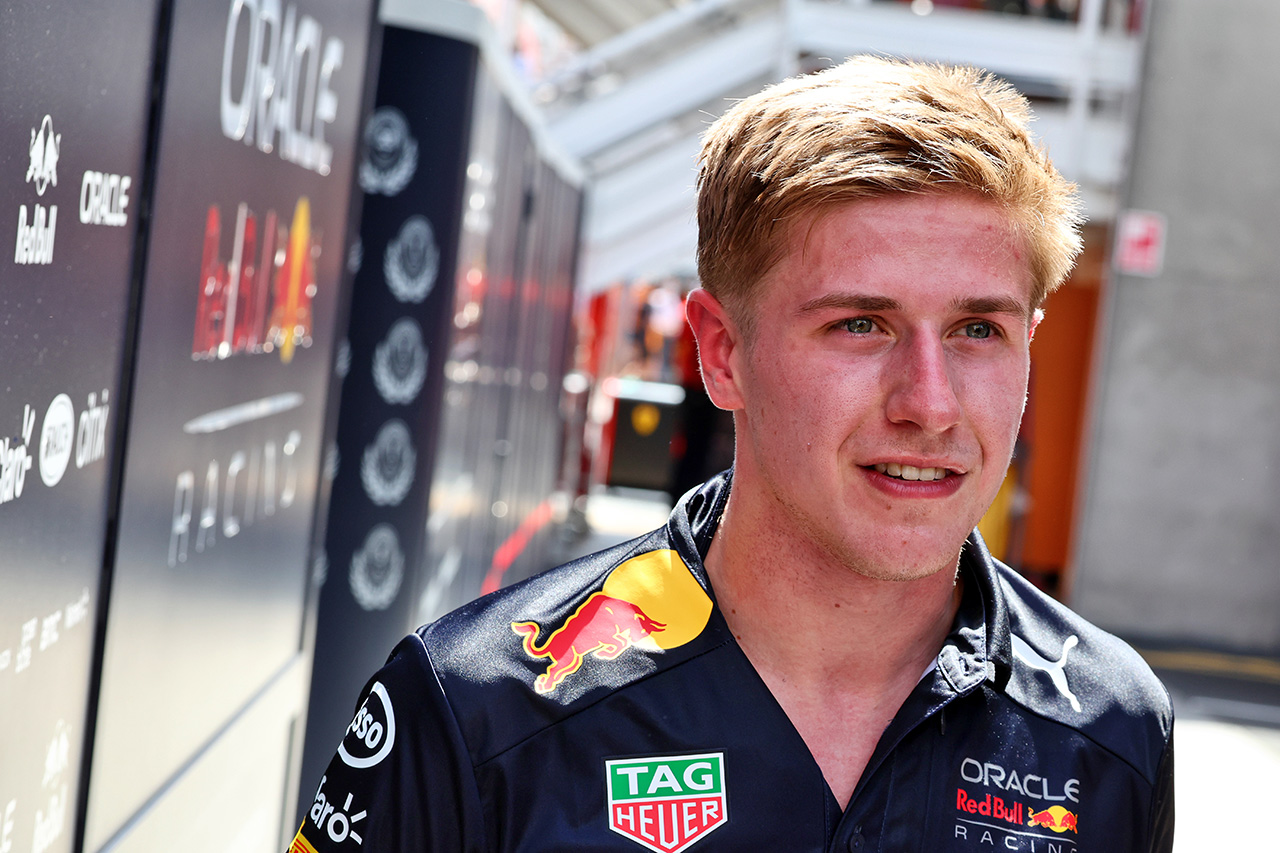 ユーリ・ピップス、レッドブルF1の育成プログラムには残留