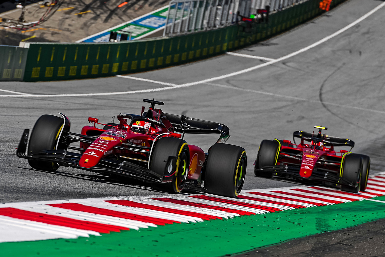 フェラーリF1首脳 「決勝は2対2の戦い。両ドライバーの貢献が不可欠」