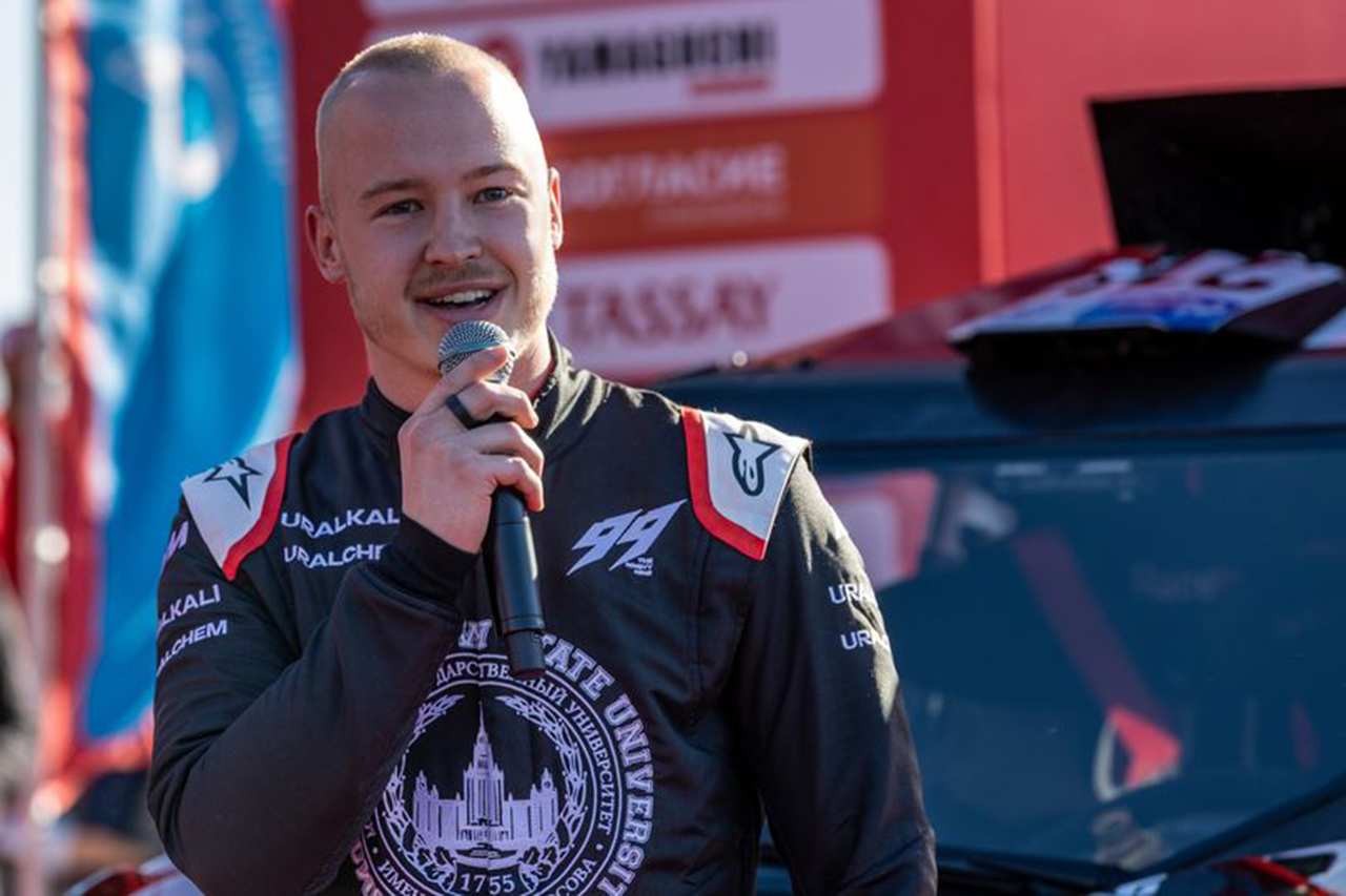 元ハースF1のニキータ・マゼピン、シルクウェイラリーで優勝