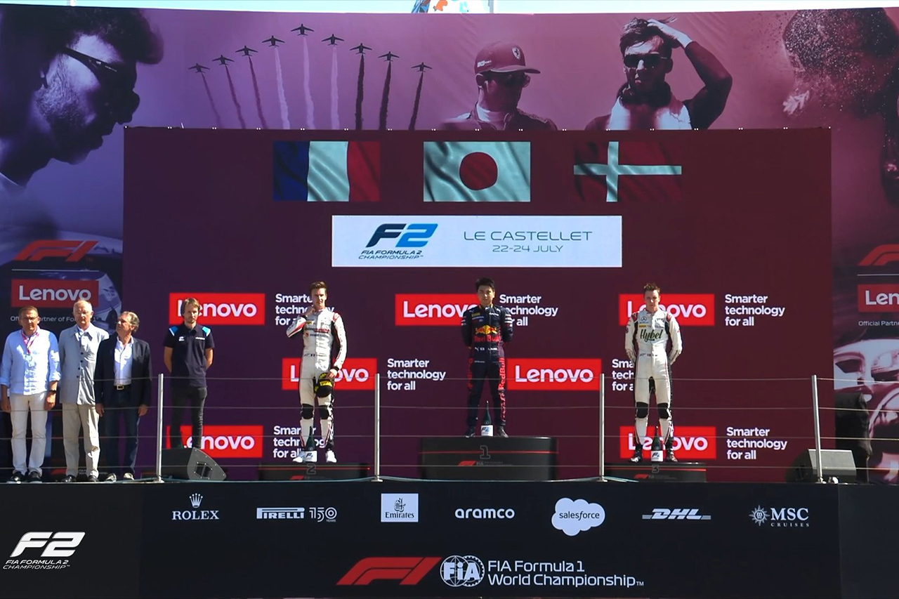 レッドブルF1育成の岩佐歩夢、第9戦フィーチャーレースでF2初優勝！